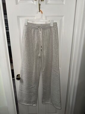 Abercrombie & Fitch Light Gray Wide-Leg Sweatpants